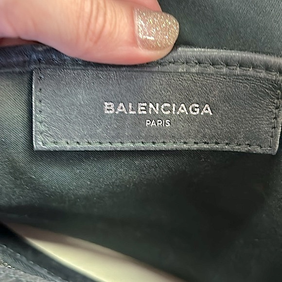 ✨ BALENCIAGA ✨ Cream/Black Cabas XS Bag 2-Way With Crossbody Strap Pouch - Picture 10 of 16